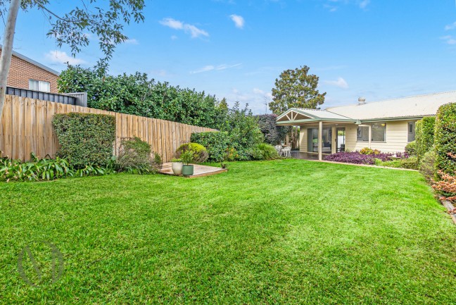 Contemporary Living in a Tranquil Setting
