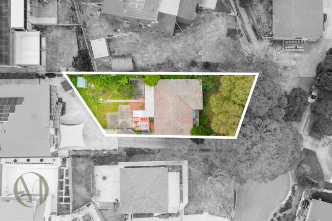 Prime Position on the High Side of the Street with CDC Approved Granny Flat!