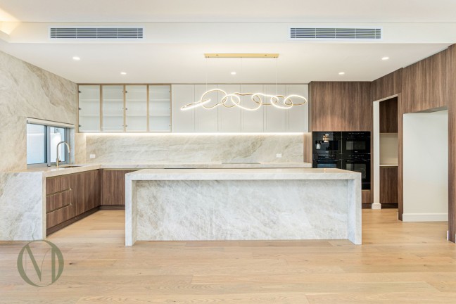 LUXURY LIVING