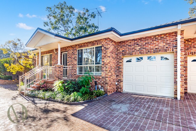 Bright & Beautiful Villa Home in Prime Eastwood Border Position