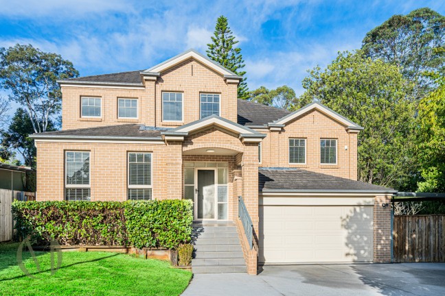 Rare Rydalmere Masterpiece on 1,132sqm – A Perfect Blend of Comfort, Space & Style for the Whole Family!