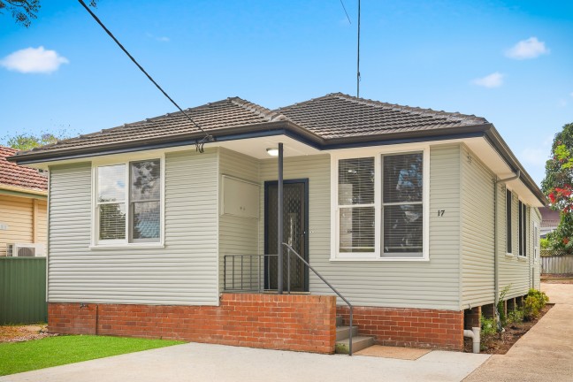 Newly Renovated 4-Bedroom Family Home in Prime Ermington Location!