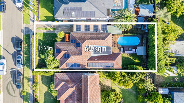 Coastal-Inspired Family Living in a Premier Location