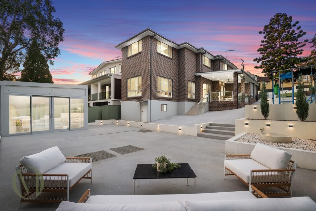 Spacious Family Living in a Peaceful Cul-de-Sac Location