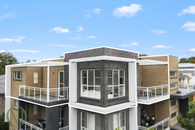 Sun-Drenched Top Floor Living in Boutique Complex of Six