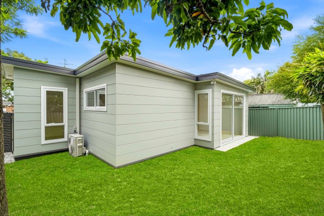 Brand New Granny Flat with Private Yard & Modern Comfort