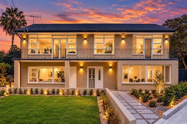A Flexible Family Sanctuary in a Peaceful Cul-de-Sac