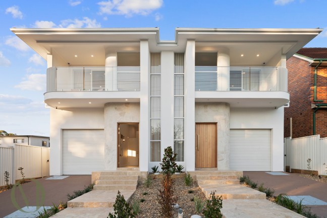 Mediterranean Style Home By The Park