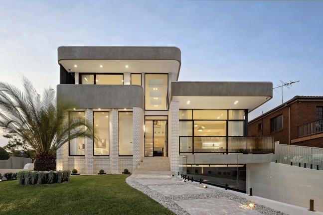 Architecturally Designed Family Oasis with Resort-Style Entertaining