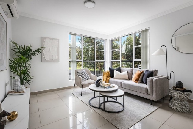 Spacious Ground Floor Apartment with Multiple Outdoor Entertaining Areas