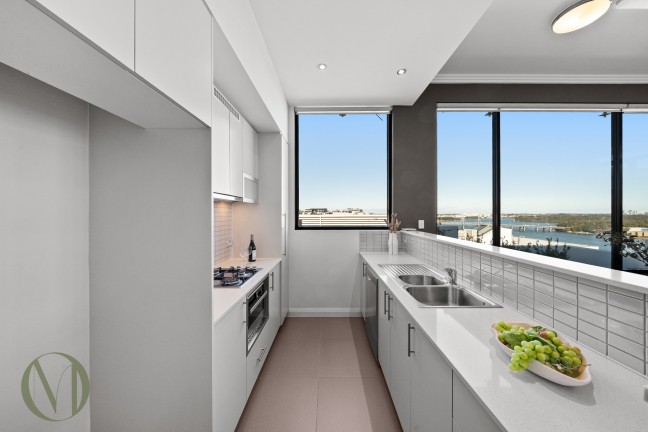 Contemporary One-Bedroom Apartment with Exceptional Outdoor Living