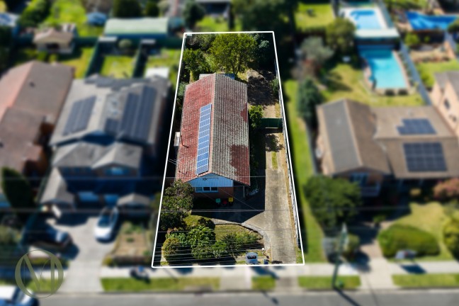 First Time Offered | 696sqm with Duplex Potential