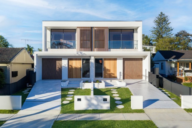 Brand New Double Brick & Concrete Slab Luxury Residence with North East Facing Rear