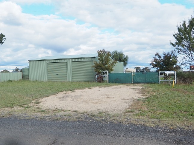 Private Rural location Close to Major Town