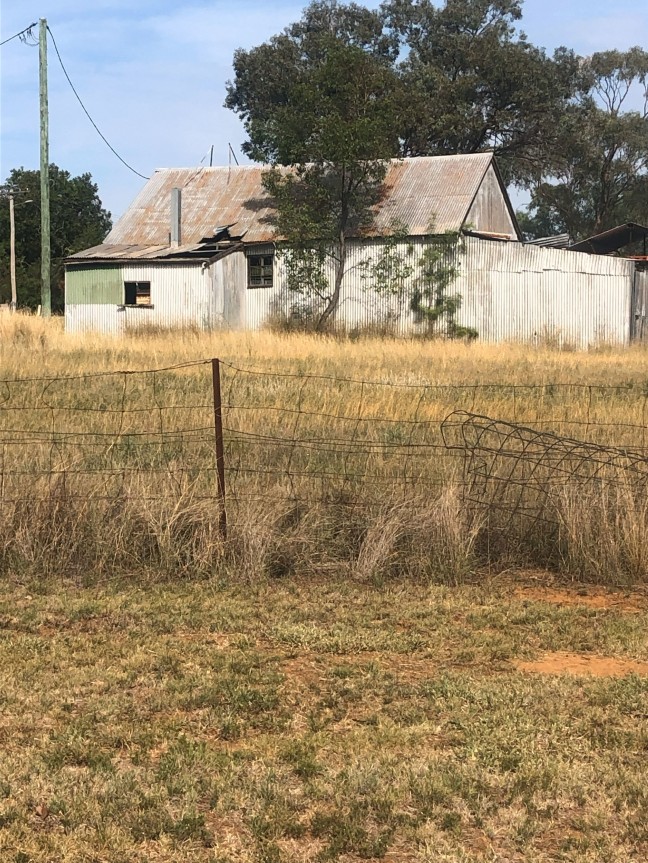 Block with Shed and Former Office