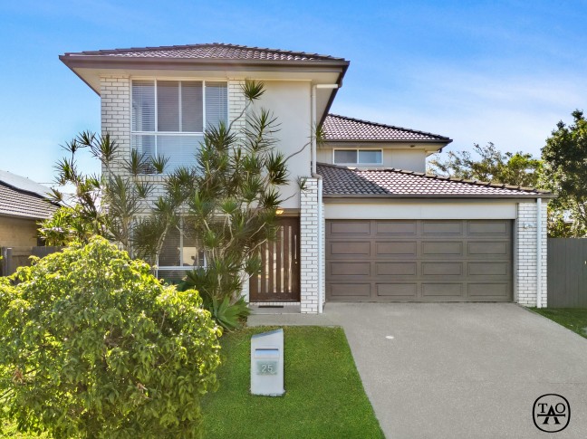 Contemporary Family Living in Mango Hill