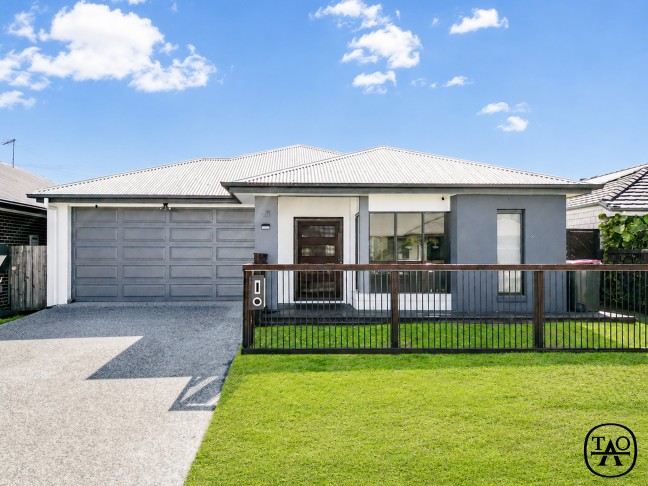 Contemporary Family Living with Premium Finishes in the Heart of Pallara