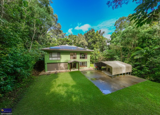 Beautiful highset home