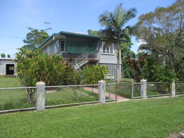 QUEENSLANDER + LARGE SHED