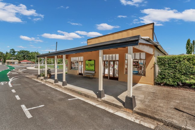 COMMERCIAL PREMISES FOR LEASE NEAR THE ICONIC BABINDA BAKERY