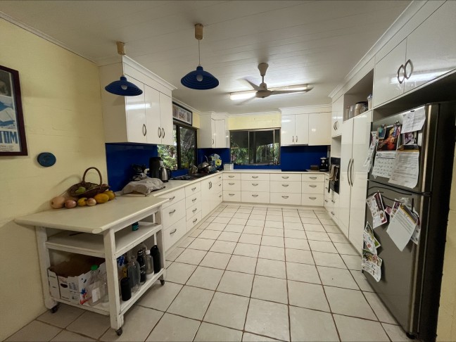 Seaside Change at Bramston Beach - Fully Furnished 3-Bedroom Home