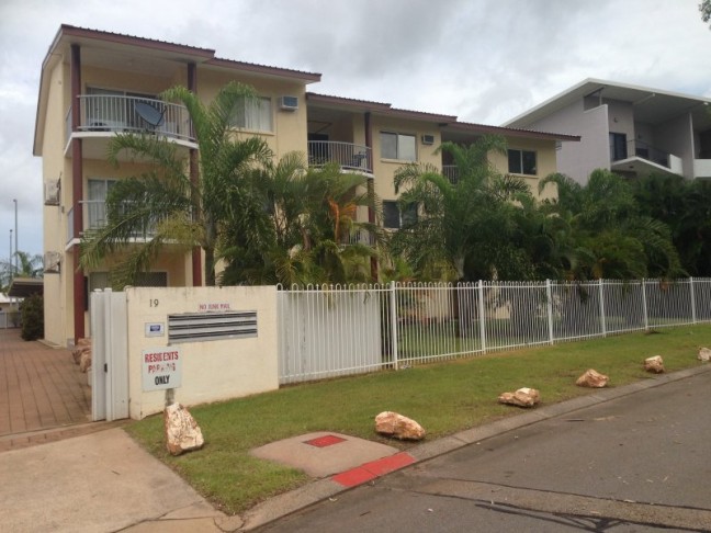 Ground Floor Unit in Convenient Location