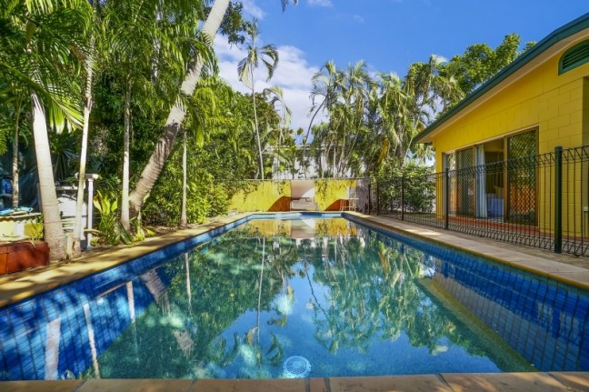 Particularly Stylish & Spacious Family Home