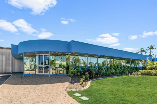 Versatile Office / Showroom / Retail Opportunity - Escape the City Rent