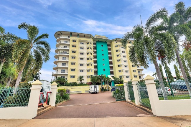 Luxury Aparment Living along Darwin's Esplanade