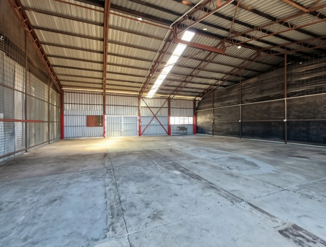 Versatile Warehouse in Prime Winnellie Location
