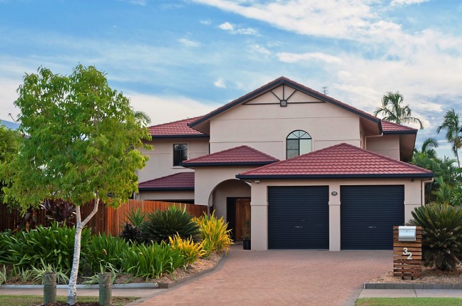 Exceptional Home - Stunning Harbour Vista