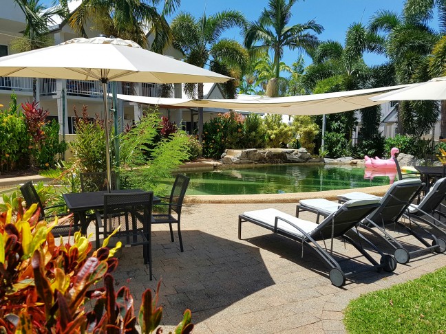 AFFORDABLE PORT DOUGLAS!