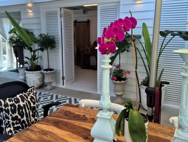 Beachside Bliss.  Plantation Style, Caribbean feel, Private and Peaceful in Newell