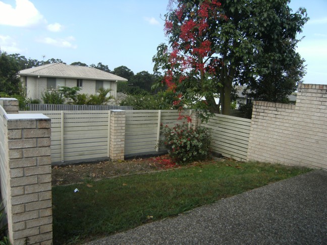 MODERN AND SPACIOUS 3 BEDROOM DUPLEX