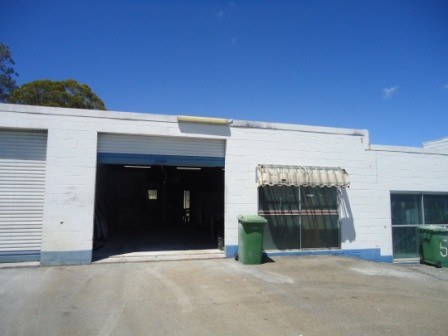 WAREHOUSE - SOUTHPORT - GREAT RATE