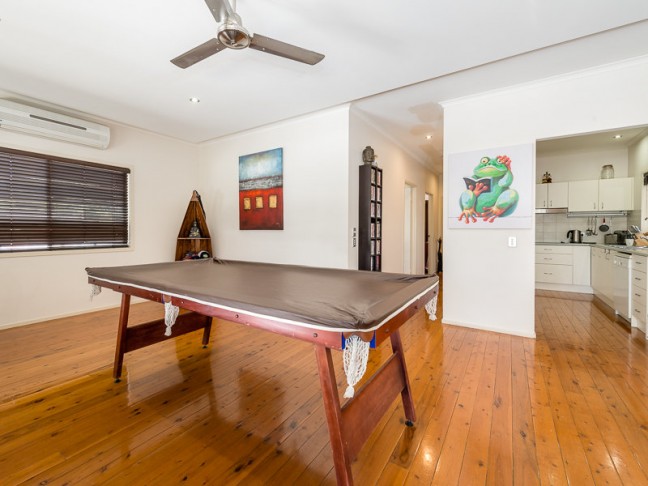 Work from home opportunity - Ideal Family Entertainer