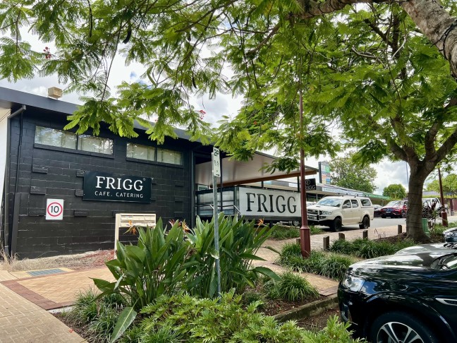 Tastefully Established Restaurant / Café - Lavelle Street - Nerang