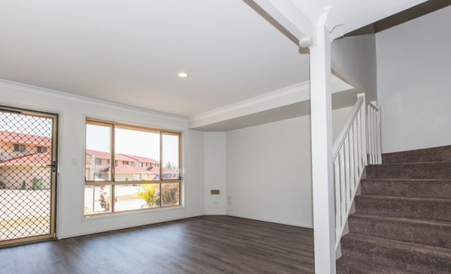 CENTRALLY LOCATED TOWNHOUSE