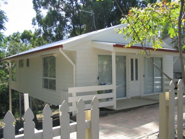3 BEDROOM HOME ON SPACIOUS BLOCK