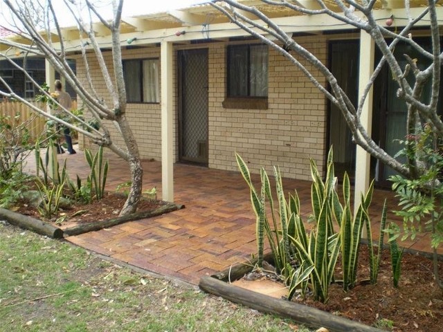 COMFORTABLE FAMILY HOME
