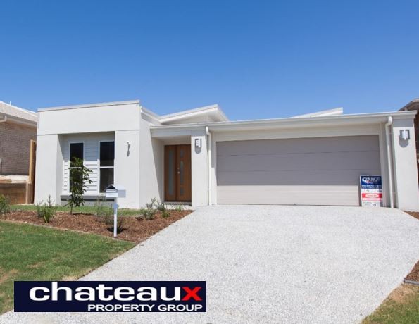 MODERN LARGE 4 BEDROOM HOME