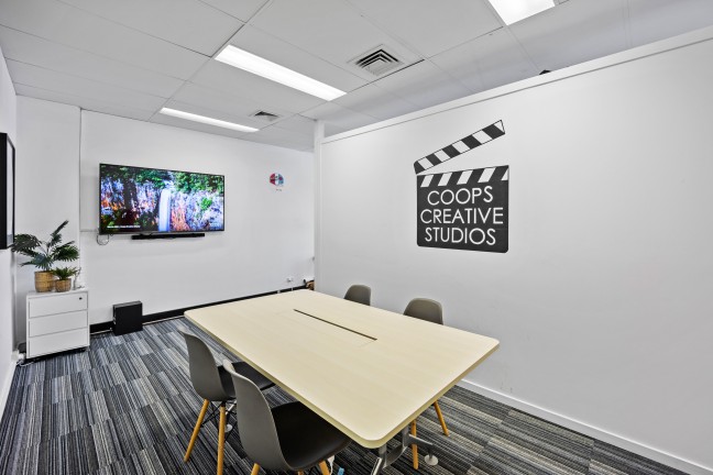 VERSATILE OFFICE SUITE - GC HWY - MIAMI