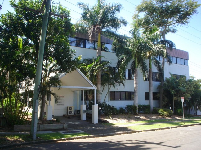 BUNDALL OFFICE - PRIME LOCATION