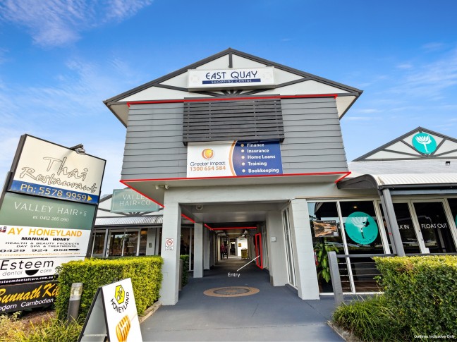 Prominently Situated Versatile Suite within Busy Robina Neighbourhood Centre