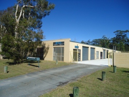 STREET FRONT WAREHOUSE - SOUTHPORT - CENTRAL LOCATION