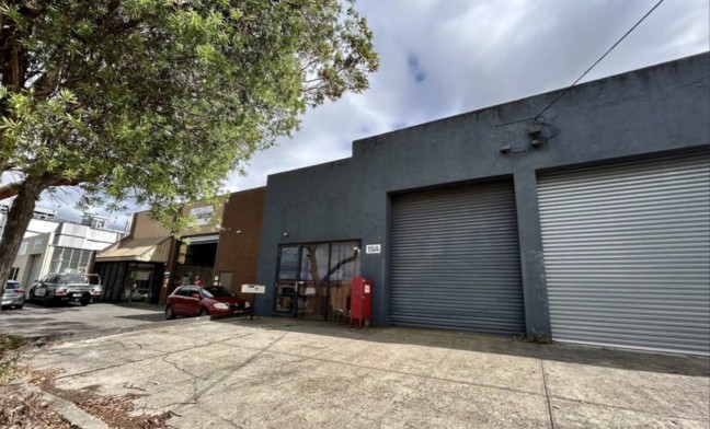Safe Secure Surrounds in heart of Clayton