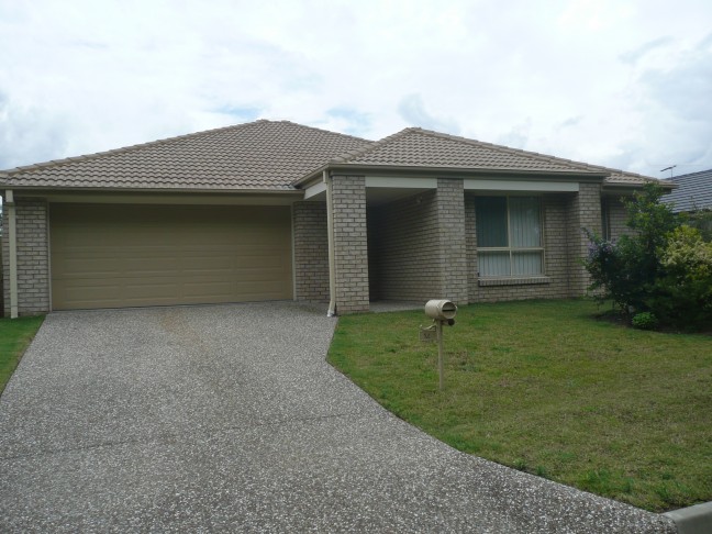 Beautiful House, Great Location