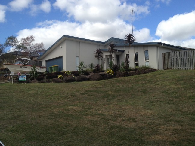 LARGE FAMILY HOME