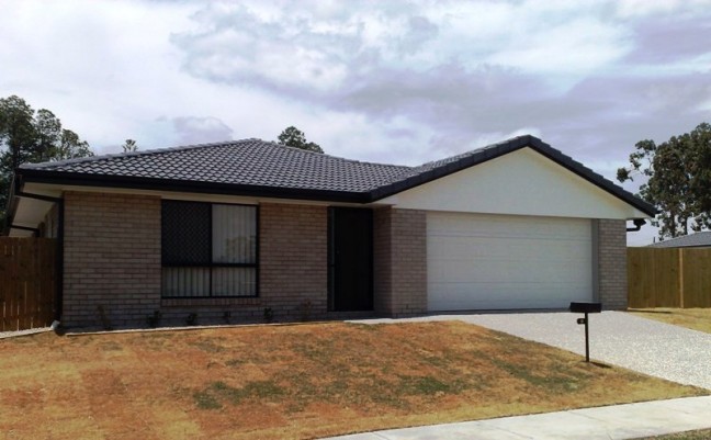 Modern stylish Family Home in Popular Location!