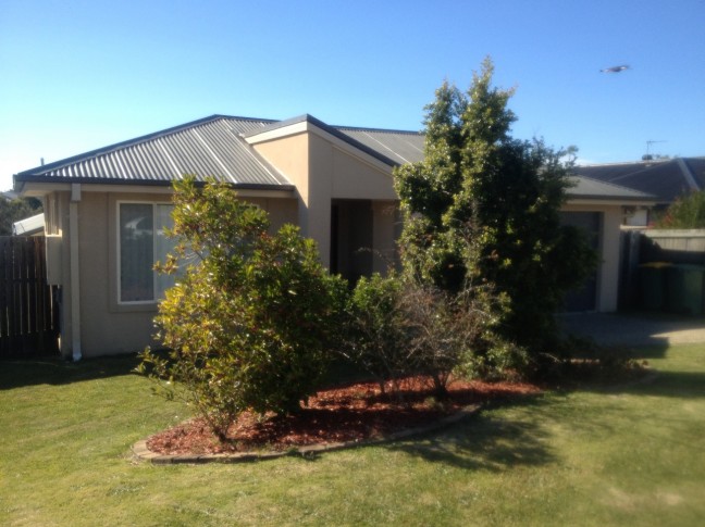 Modern 4 Bedroom Home In a Quiet Location!